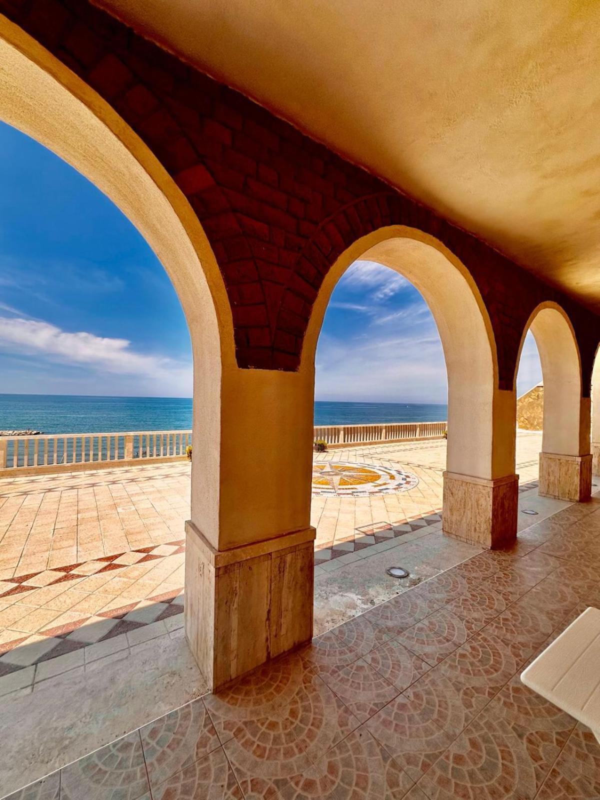 Il Paradiso Sul Mare Hotel Anzio Exterior foto